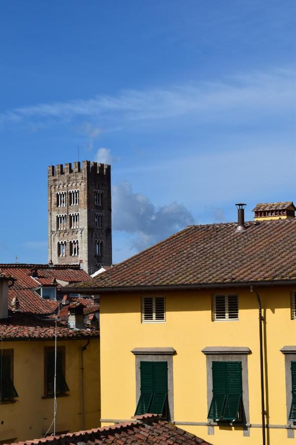 Al Carmine Towers View With Ac * Lucca